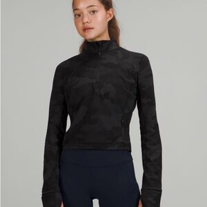 Lululemon It’s Rulu Run Cropped Half Zip in Black Camouflage